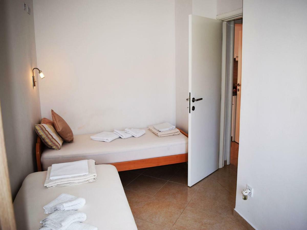 Iva Apartmani Tribunj  Exterior photo